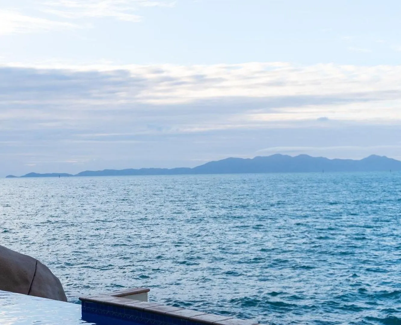 **** Отель Grand Mercure Apartments Magnetic Island Nelly Bay Австралия
