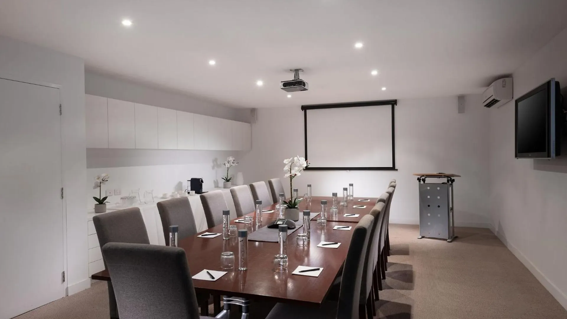Отель Grand Mercure Apartments Magnetic Island Nelly Bay